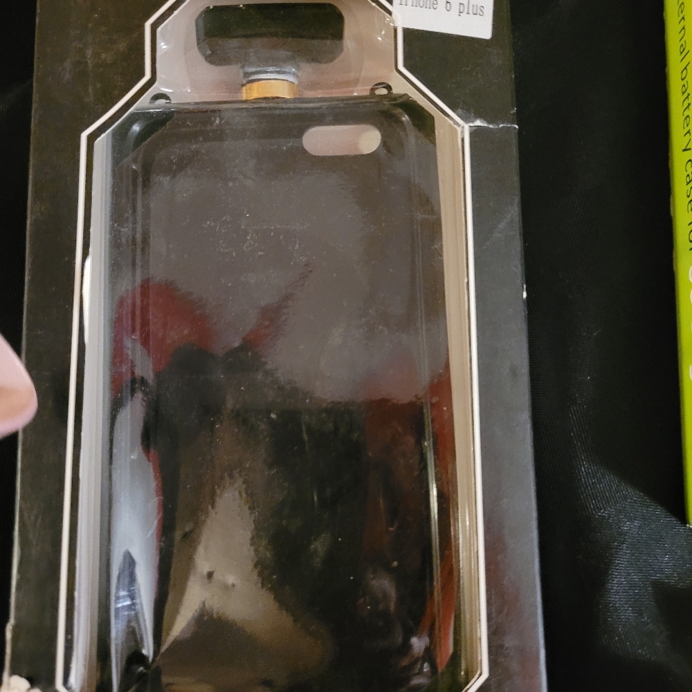 Phone covers - Picture 13 of 13